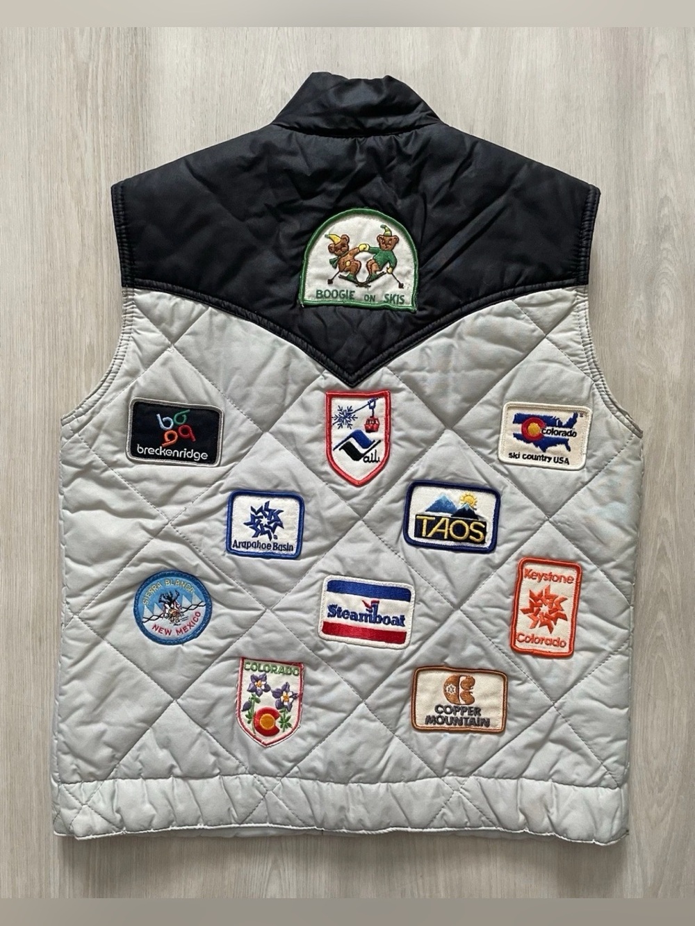 Vintage Henri Charles Colsenet Ski Vest With 16 Patches Sz Medium